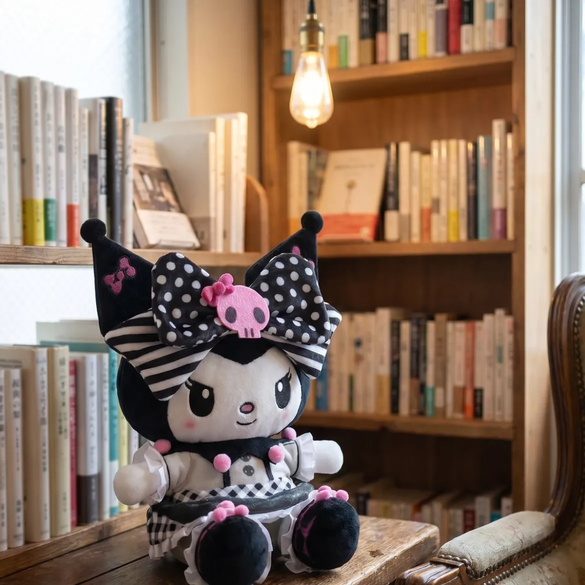 Hello Kitty - Kuromi Plüsch Figur 31cm