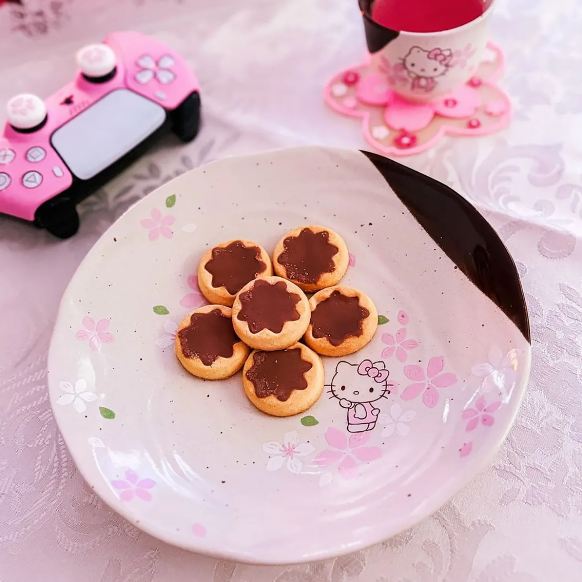 Hello Kitty - Mino Cherry Blossom Teller