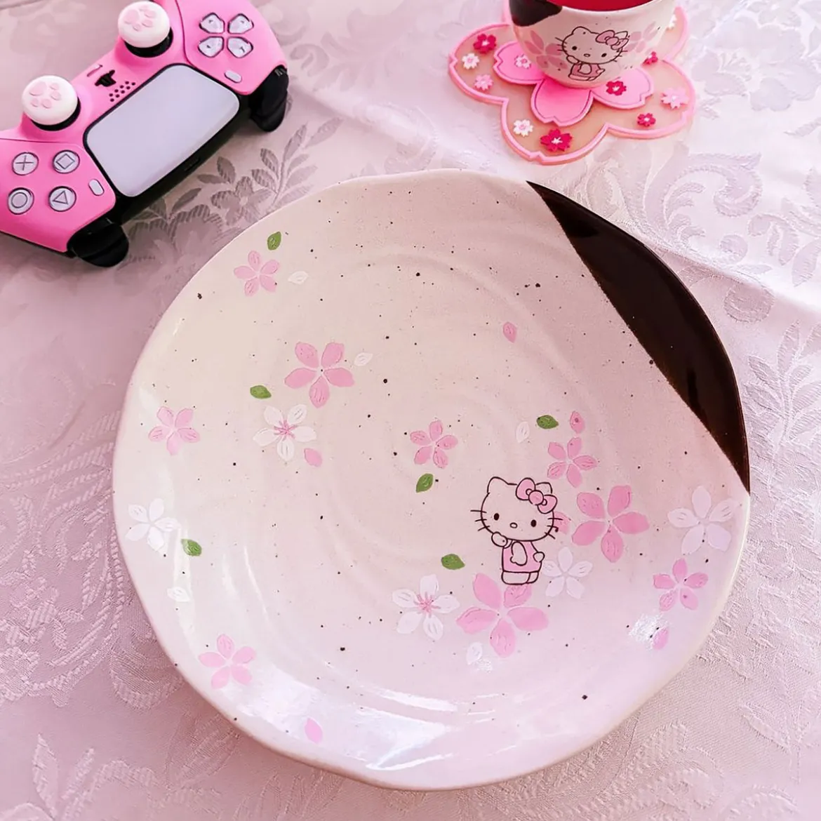 Hello Kitty - Mino Cherry Blossom Teller