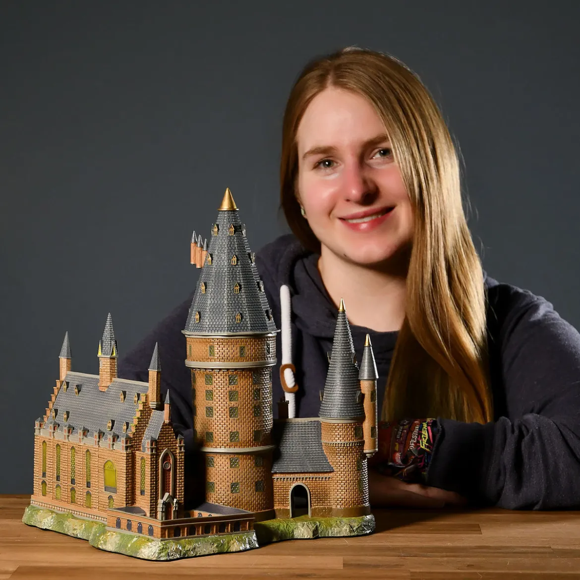 Hogwarts Große Halle mit Hauptturm Miniatur Replik mit Beleuchtung - Harry Potter