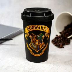 Hogwarts Wappen To Go Becher - Harry Potter