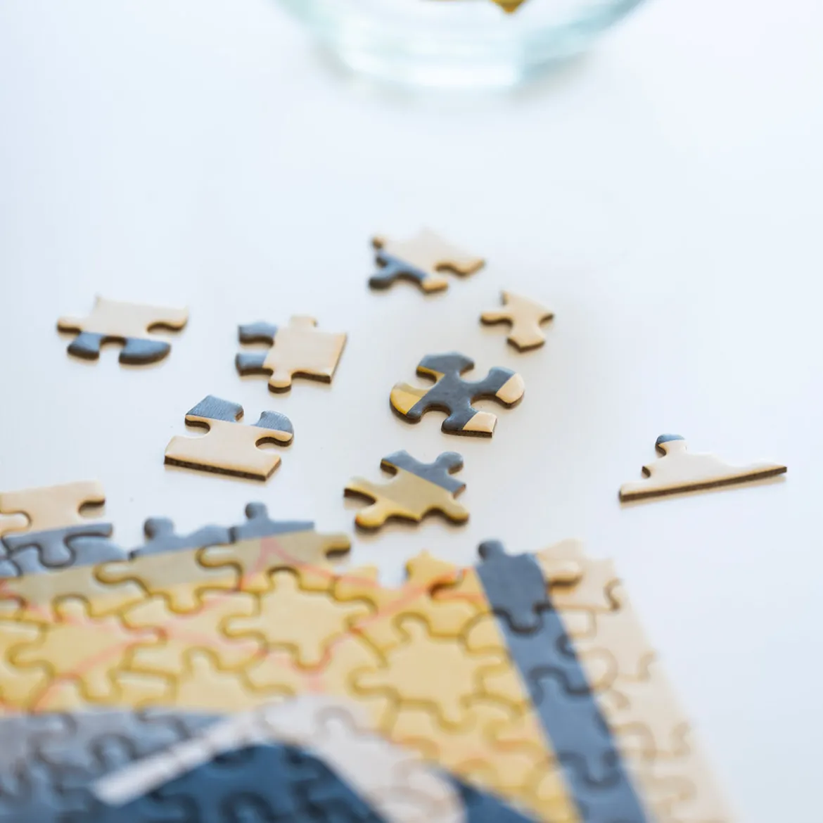 Hufflepuff Wappentier Puzzle in Zaubertrank-Flasche - Harry Potter