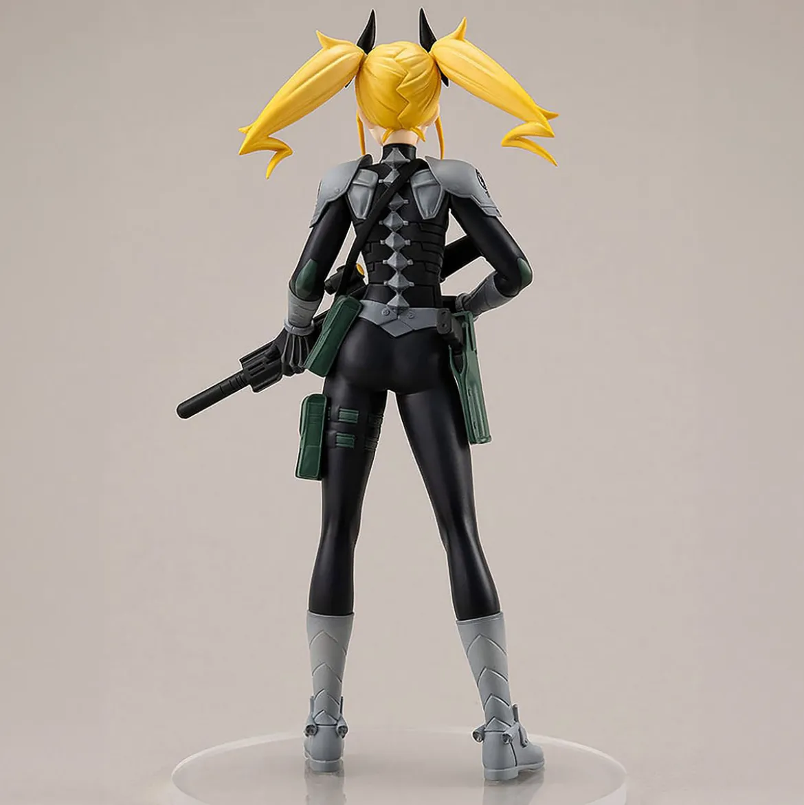 Kaiju No. 8 - Kikoru Shinomiya Figur 16cm