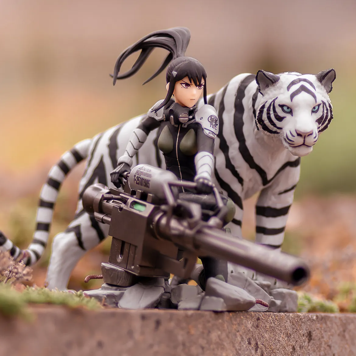 Kaiju No. 8 - Mina Ashiro Diorama Figur