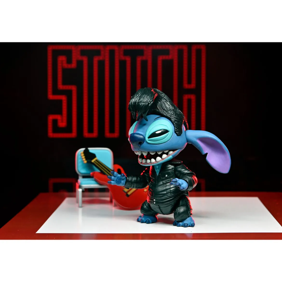 Lilo & Stitch Actionfigur Ultimate Singer Elvis Stitch 7 cm