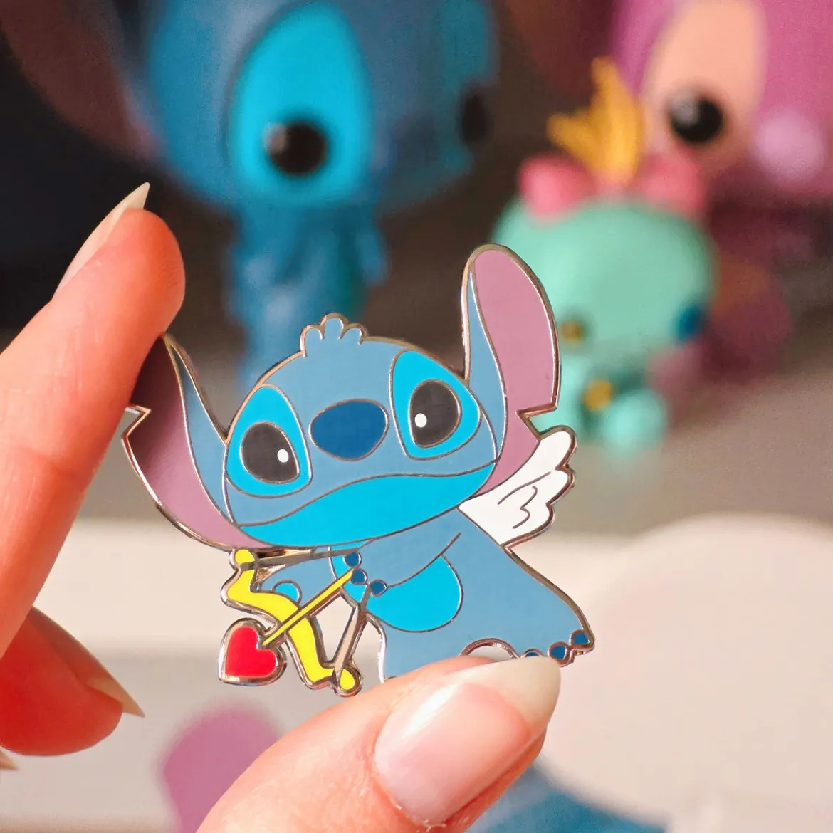 Lilo & Stitch - Valentine's Stitch Pin