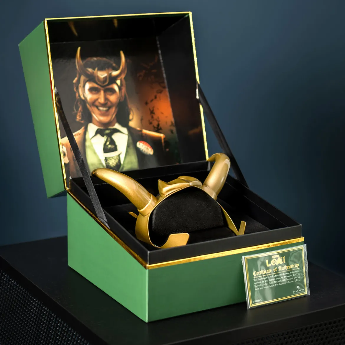 Loki - Master of Mischief Helm Replik