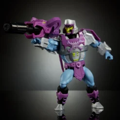 Masters of the Universe x Transformers Actionfigur Megatron Armor Skeletor heo European Exclusive 14 cm