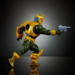 Masters of the Universe x Transformers Actionfigur Bumblebee Armor Man-At-Arms heo European Exclusive 14 cm