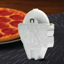 Millennium Falcon Pizzaschneider - Star Wars