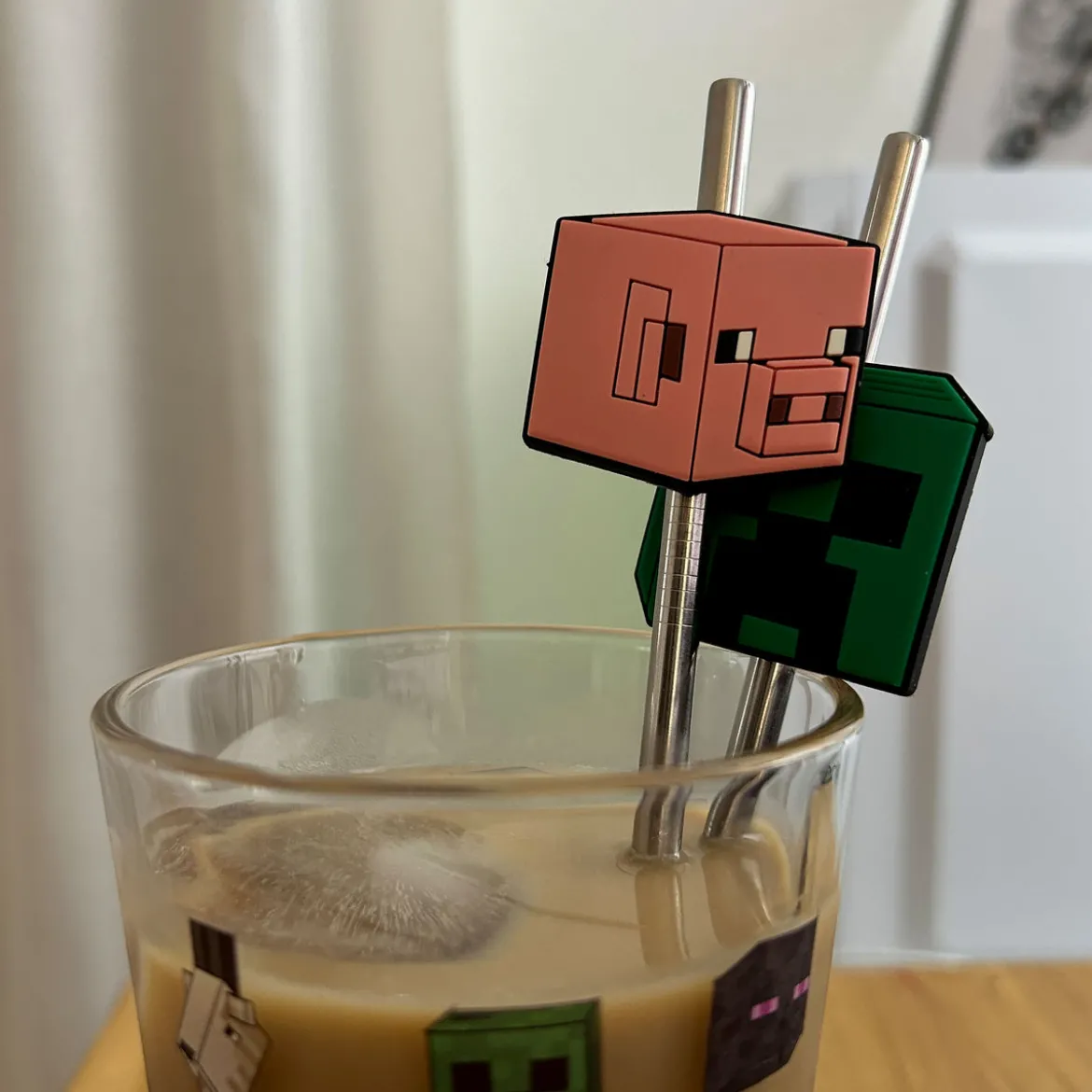 Minecraft - Characters Glas mit 2 Strohhalmen