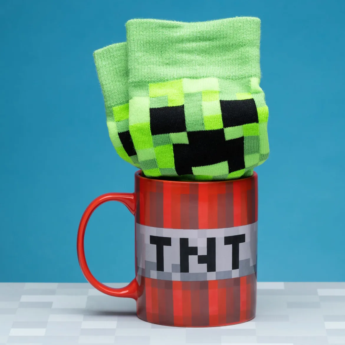 Minecraft - Creeper Socken und TNT Tasse Set