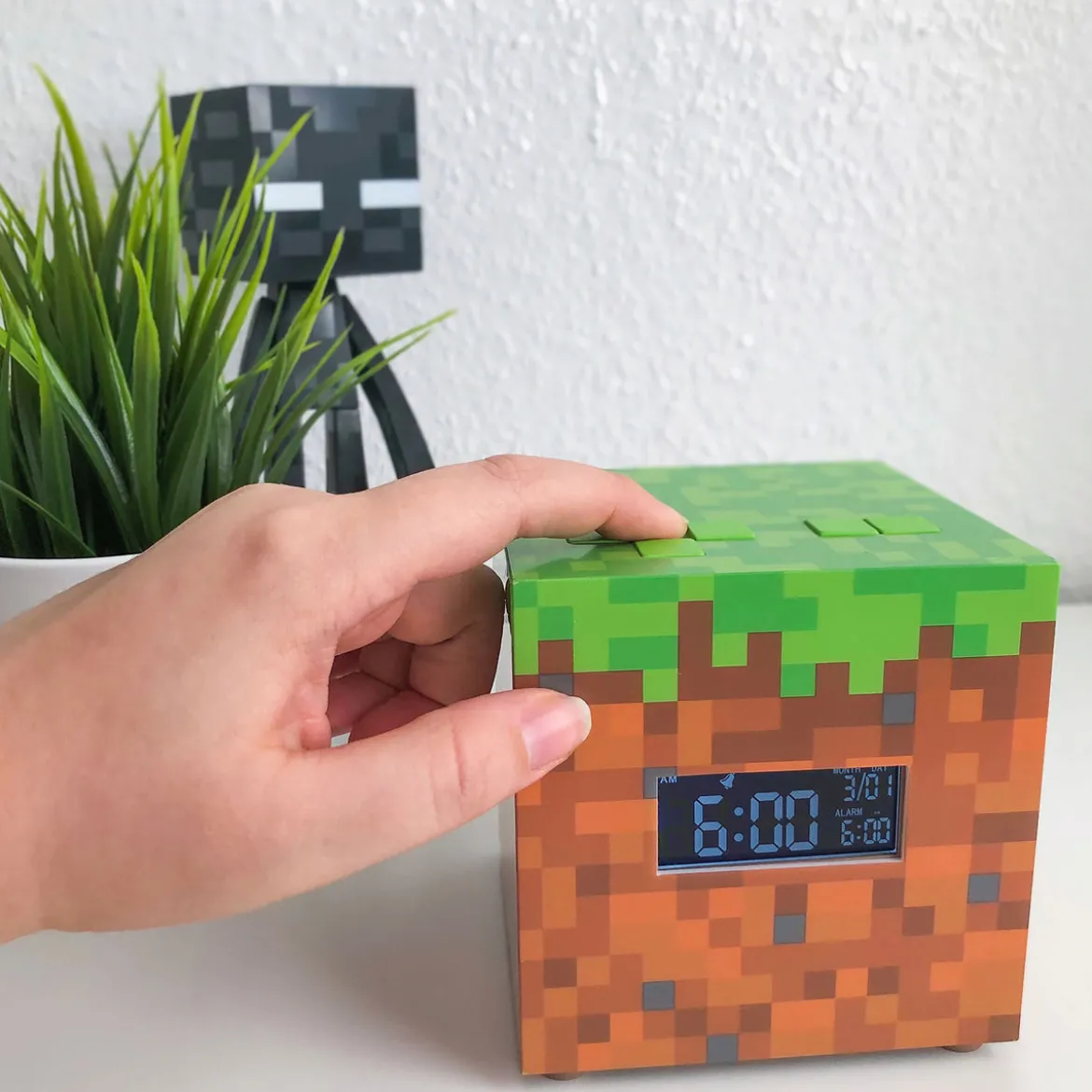 Minecraft - Grasblock Wecker mit Licht