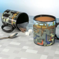 Minecraft - Pixel World Thermoeffekt Tasse