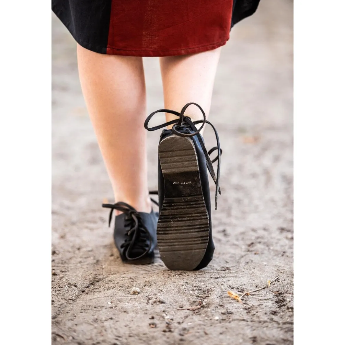 Mittelalter Bundschuhe aus Nubukleder schwarz