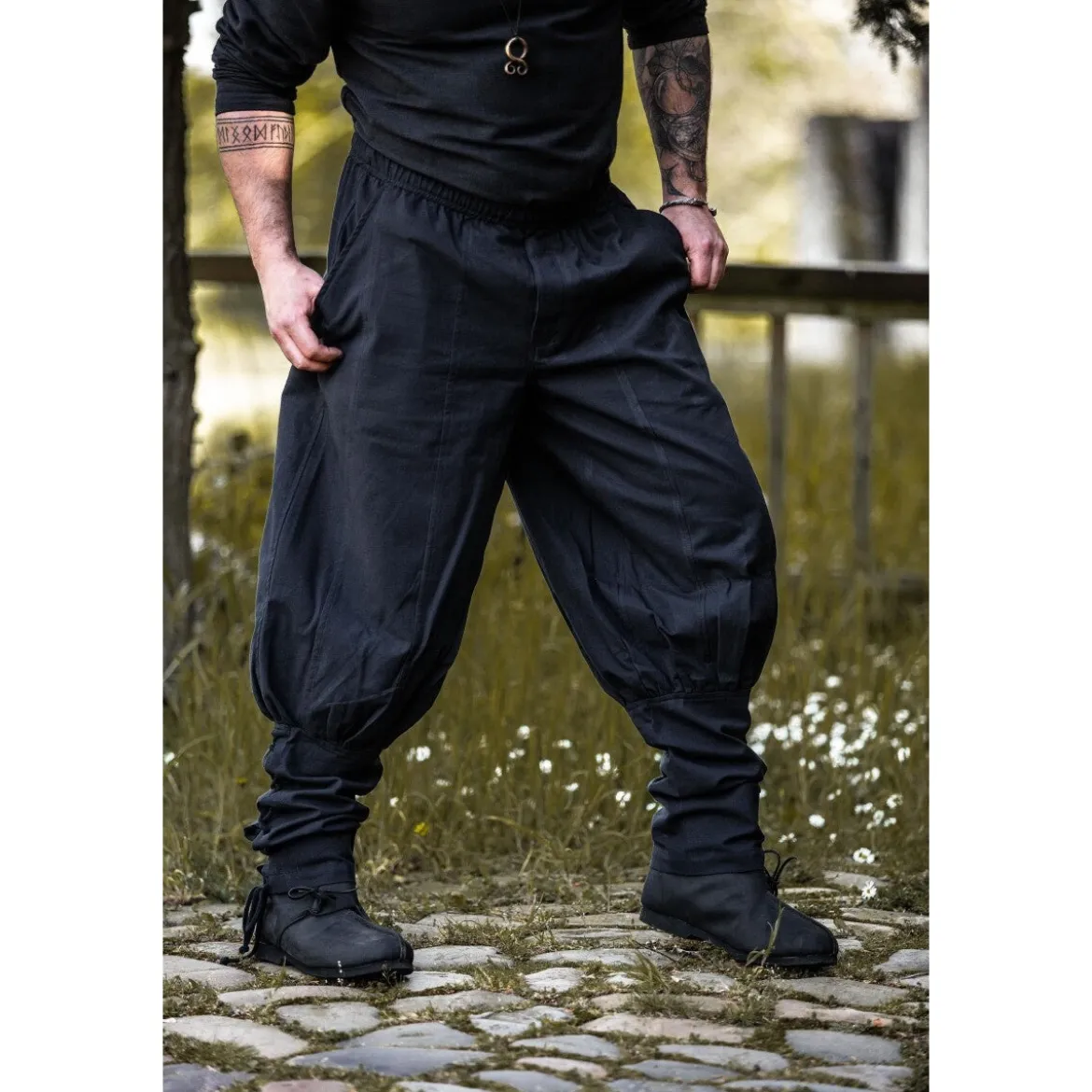 Mittelalter Hose Tiago mit Beinschnürung schwarz