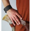 Mittelalter Lederarmband mit keltischer Prägung schwarz