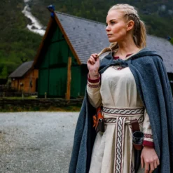 Mittelalter Umhang Elinor grau