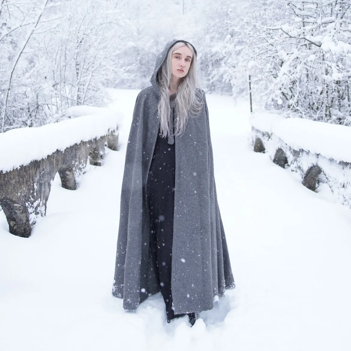 Mittelalter Umhang Elinor grau