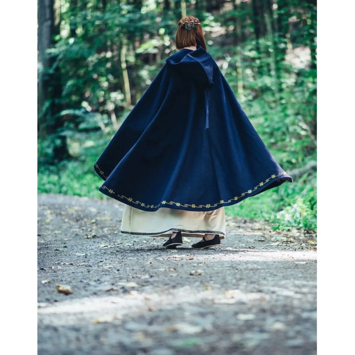 Mittelalter Wollumhang Asidis