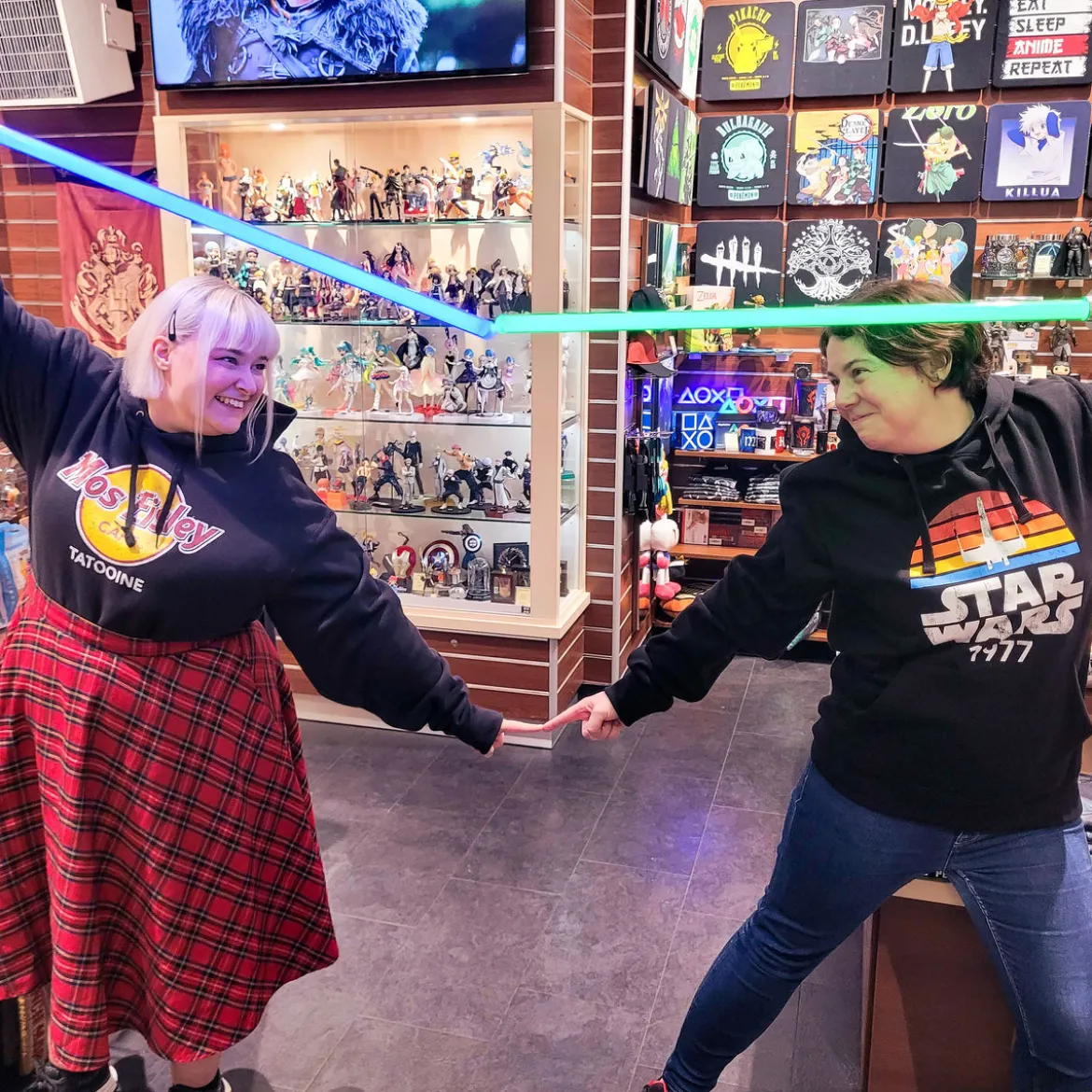 Mos Eisley Cafe Hoodie für Star Wars Fans schwarz
