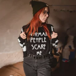 Normal People Scare Me T-Shirt für American Horror Story Fans schwarz