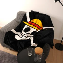 One Piece Flanell-Fleecedecke 150 x 200 cm