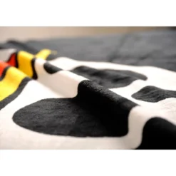 One Piece Flanell-Fleecedecke 150 x 200 cm