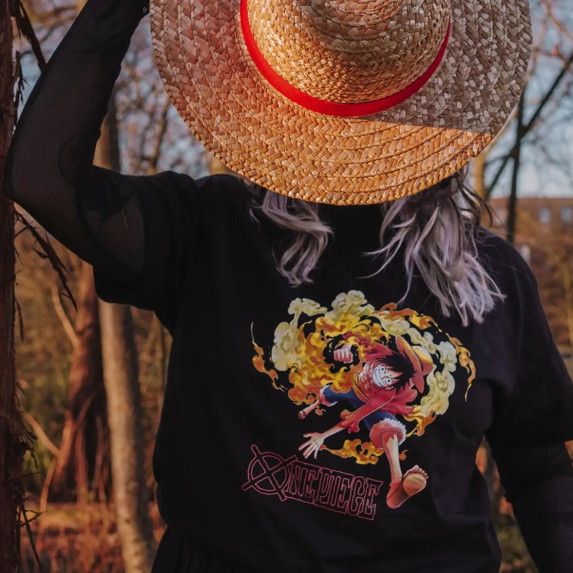 One Piece - Luffy Attacke T-Shirt schwarz