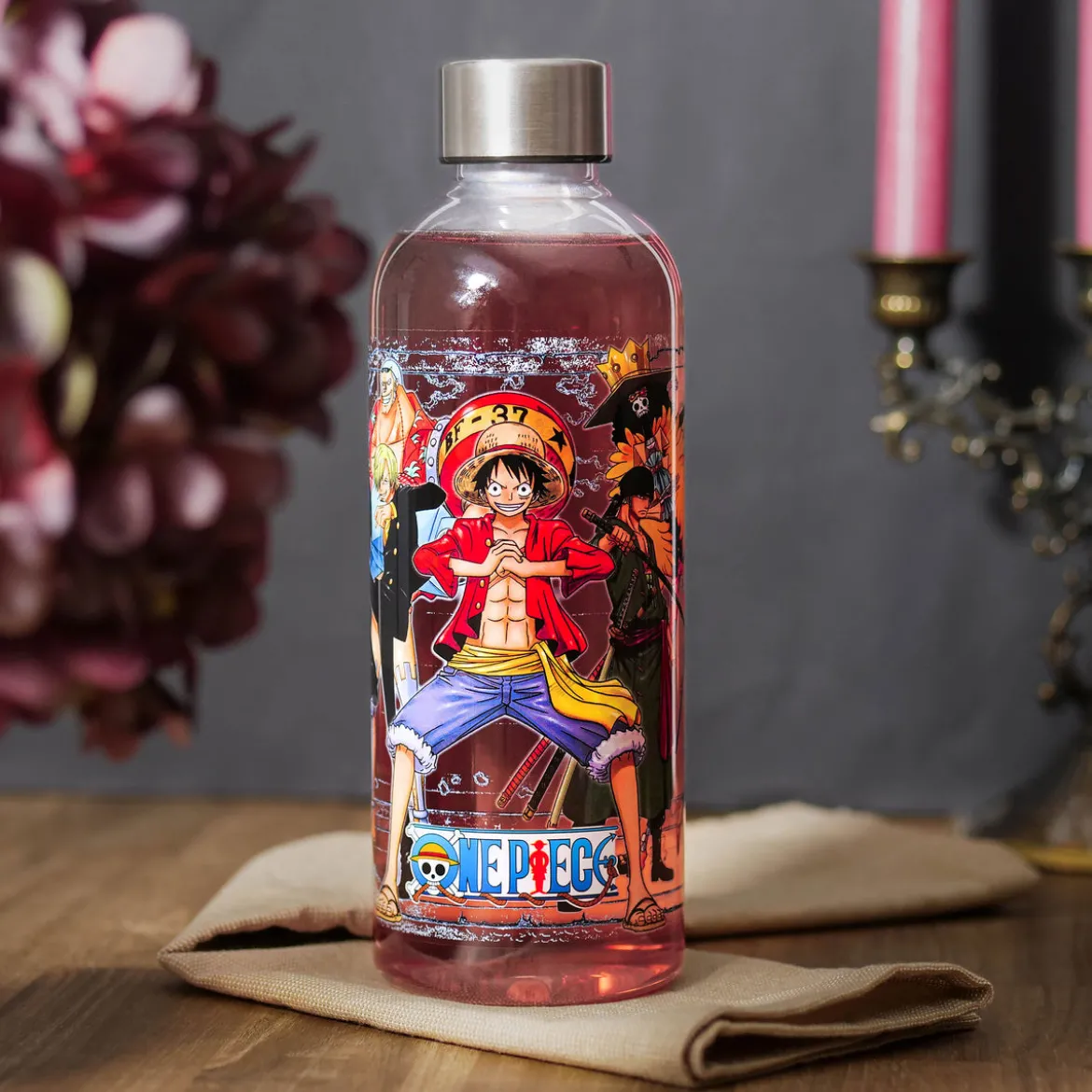 One Piece - Luffy mit Crew Trinkflasche