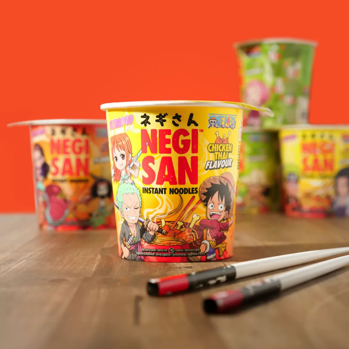 One Piece Ramen - Luffy, Zoro und Nami Chicken Thai Instant-Nudeln