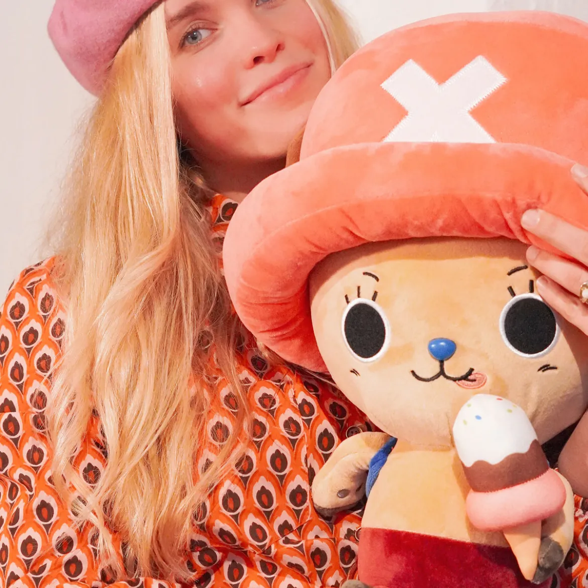 One Piece - Tony Chopper mit Eis New World Plüsch Figur XL