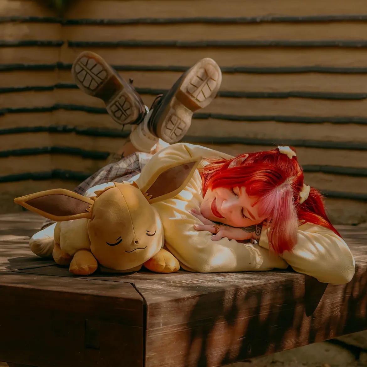 Pokemon - Evoli Plüsch Figur schlafend