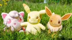 Pokemon - Pikachu Monochrom Plüsch Figur 24 cm