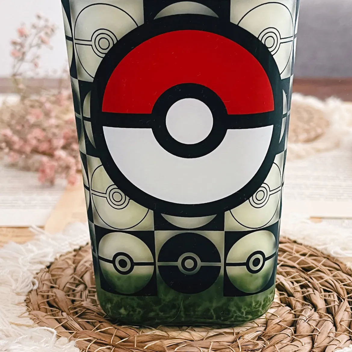 Pokemon - Pokeball Becher mit Strohhalm