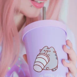 Pusheen - Enjoy Every Day Trinkbecher mit Strohhalm