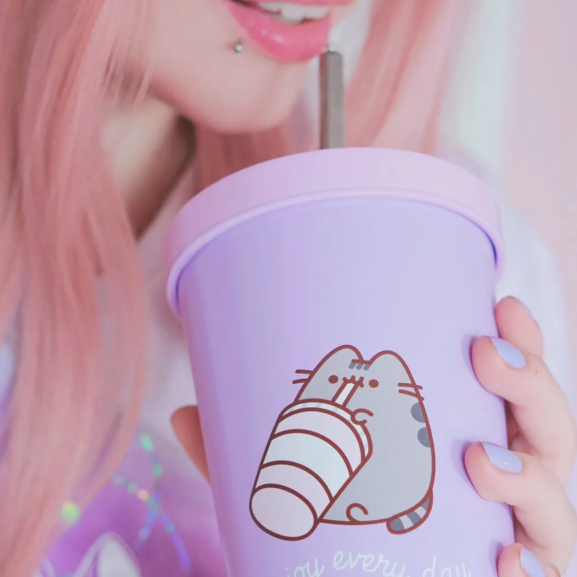 Pusheen - Enjoy Every Day Trinkbecher mit Strohhalm