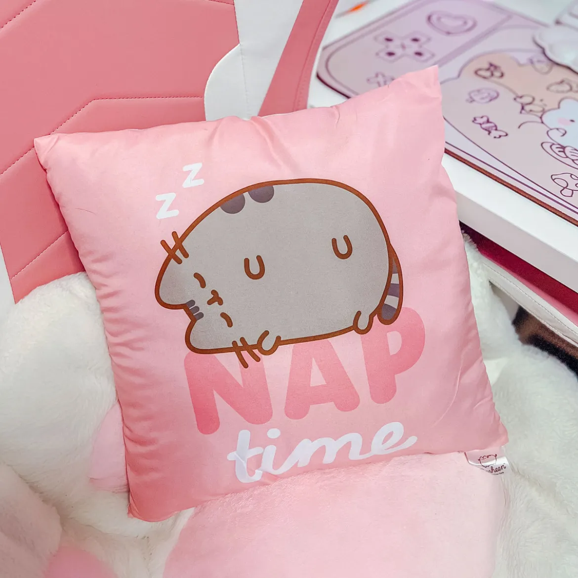 Pusheen - Nap time Kissen