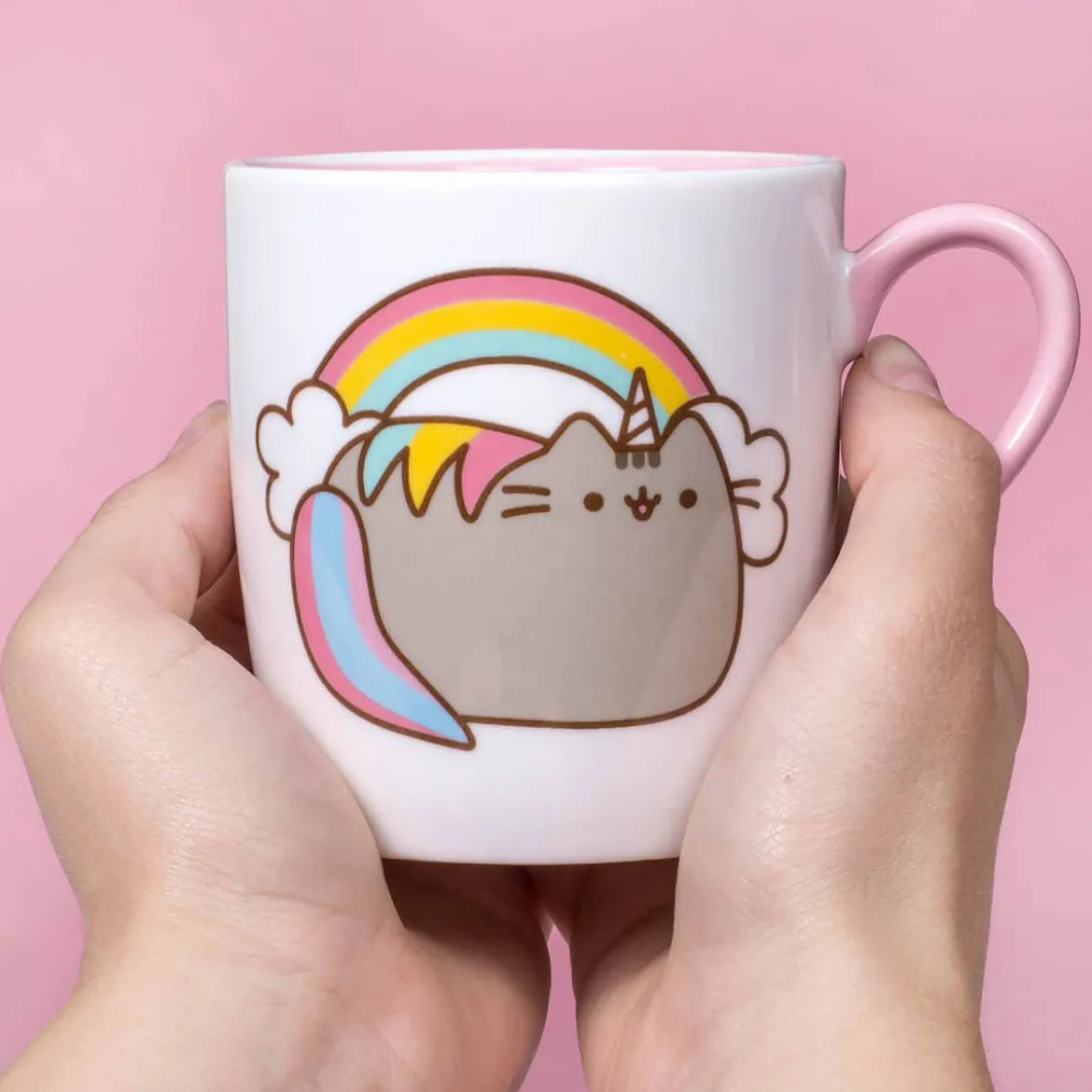 Pusheen - Rainbow Socken und Tasse