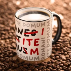 Romani Ite Domum Tasse für Monty Python Fans