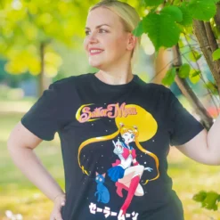 Sailor Moon mit Luna T-Shirt schwarz
