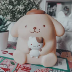 Sanrio - Pompompurin Sofvimates Figur