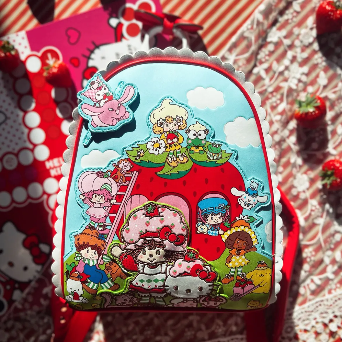 Sanrio - Strawberry Shortcake und Hello Kitty Mini Rucksack