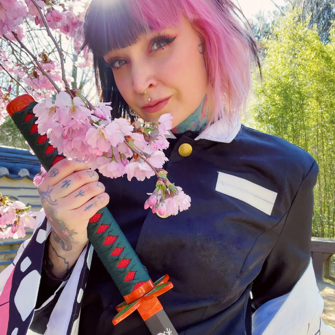 Shinobu Hashira Katana Replik mit Saya für Demon Slayer Fans