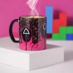 Squid Game - Guards Tasse