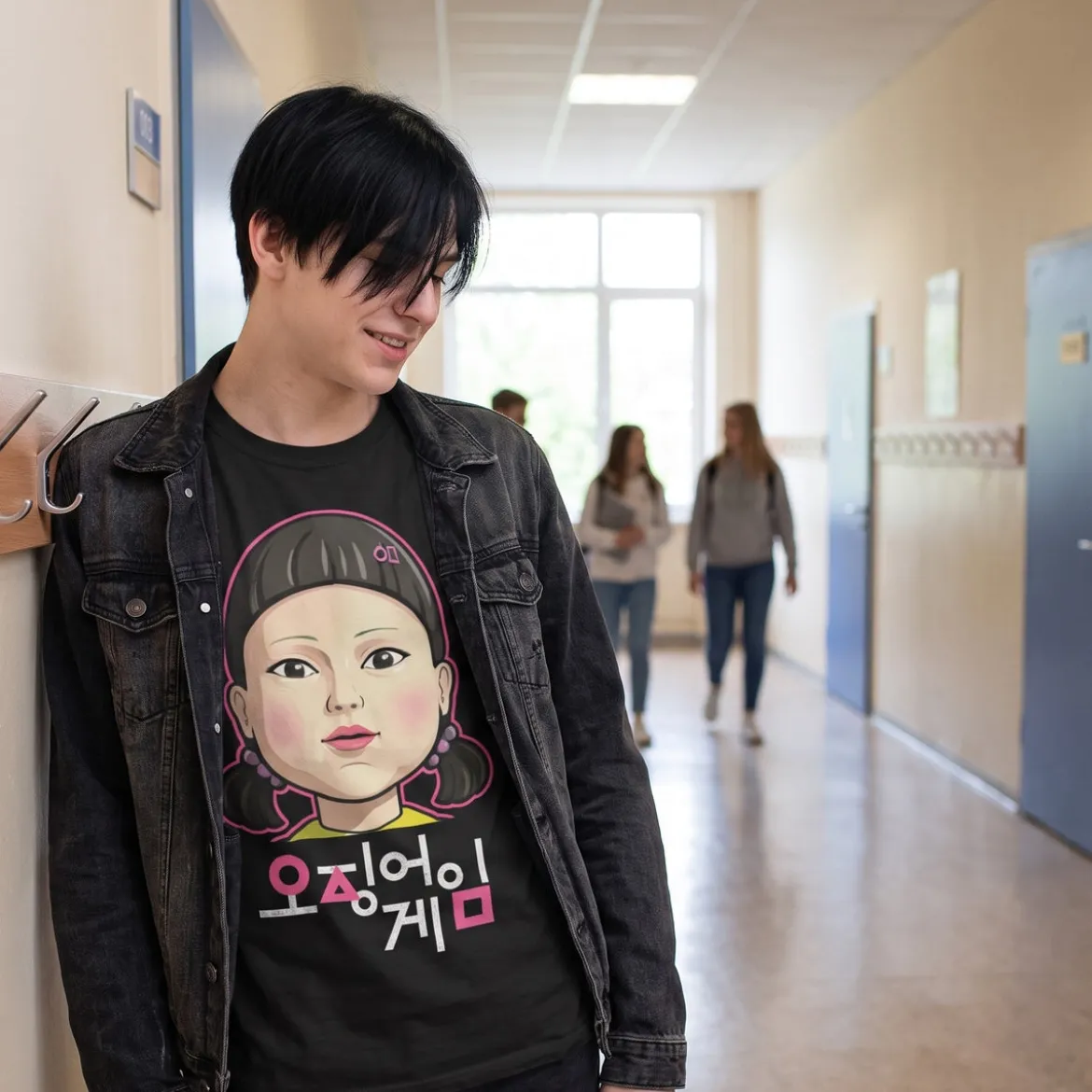 Squid Game - Young-Hee Doll T-Shirt schwarz