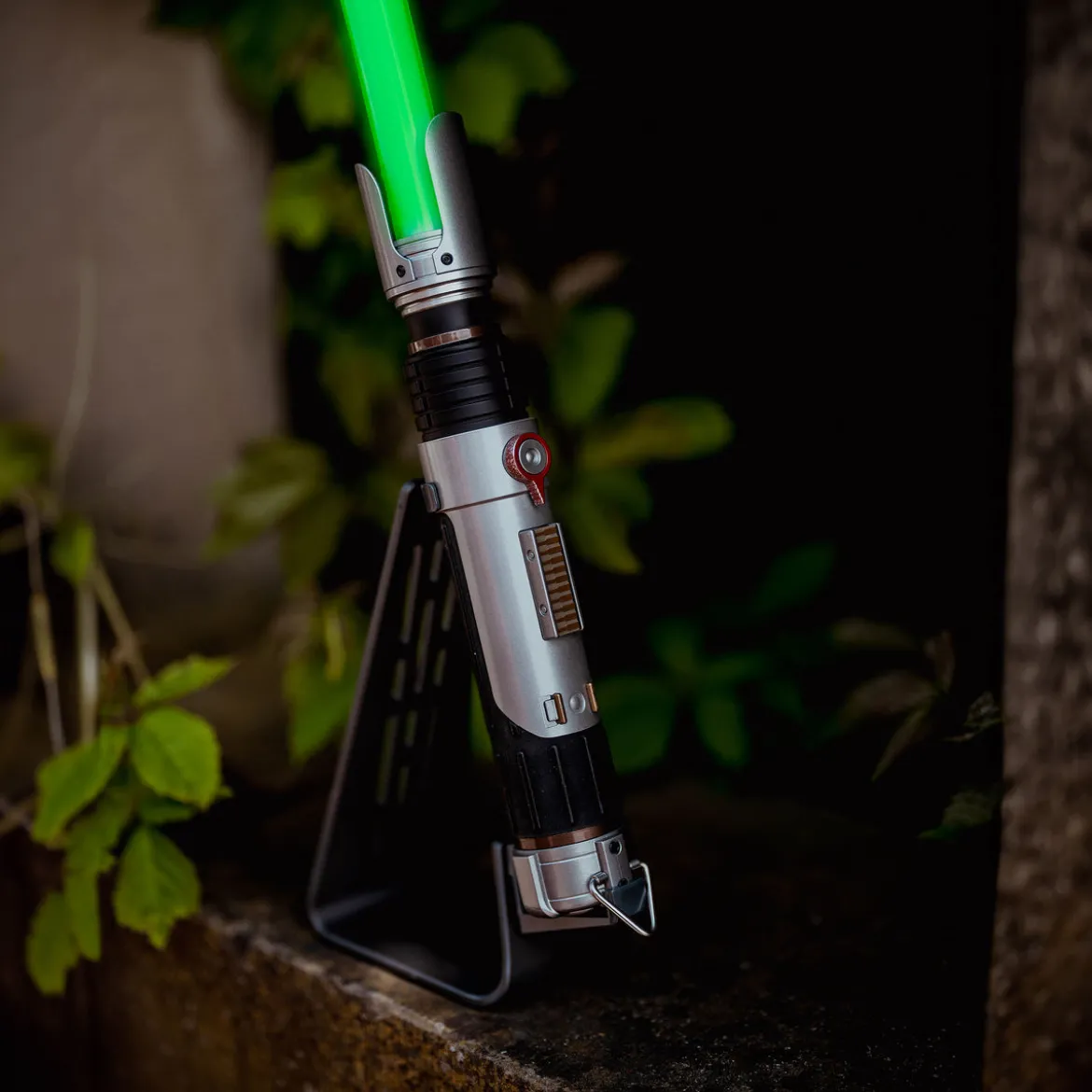 Star Wars Ahsoka - Sabine Wren Force FX Elite Black Series Lichtschwert