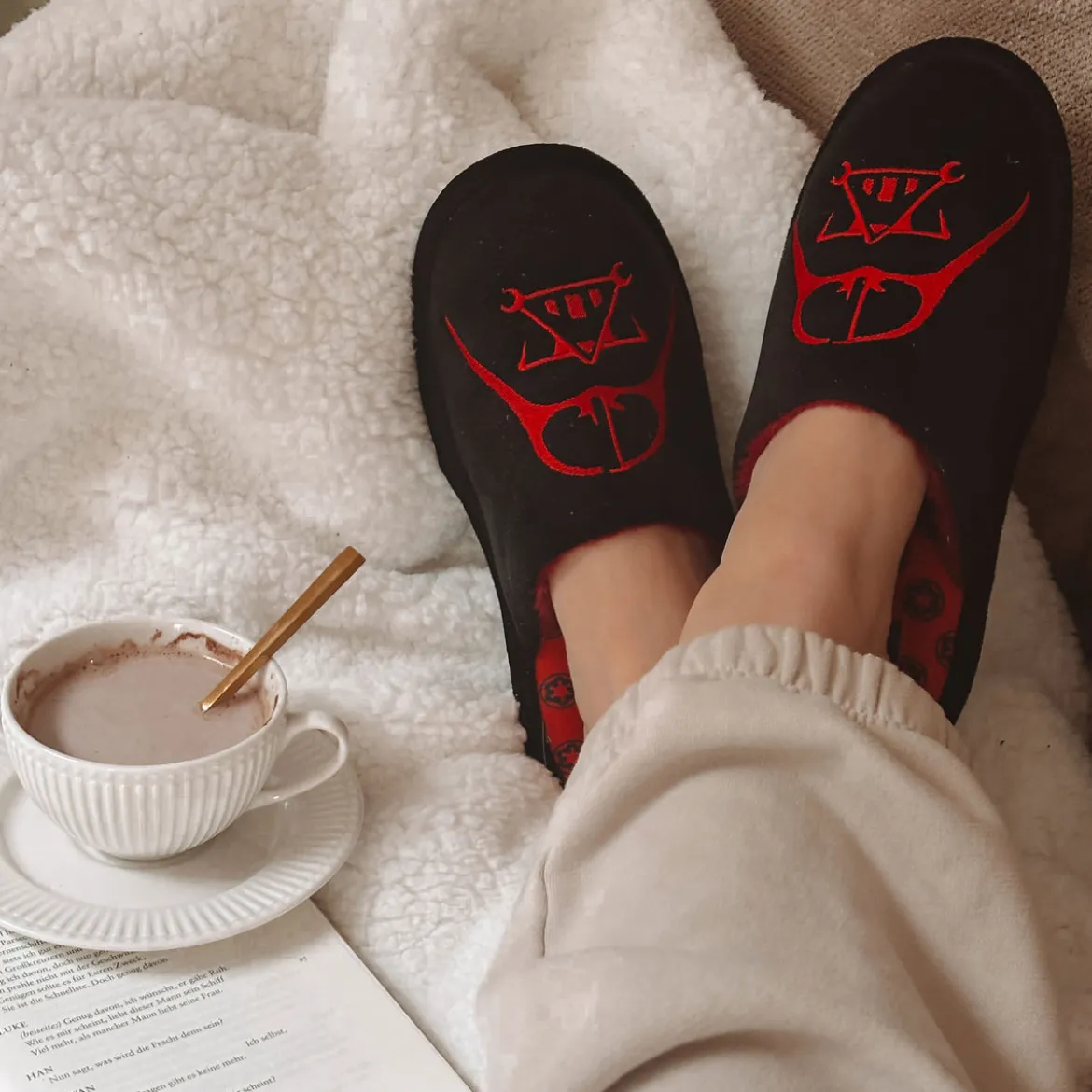 Star Wars - Darth Vader Pantoffeln schwarz-rot