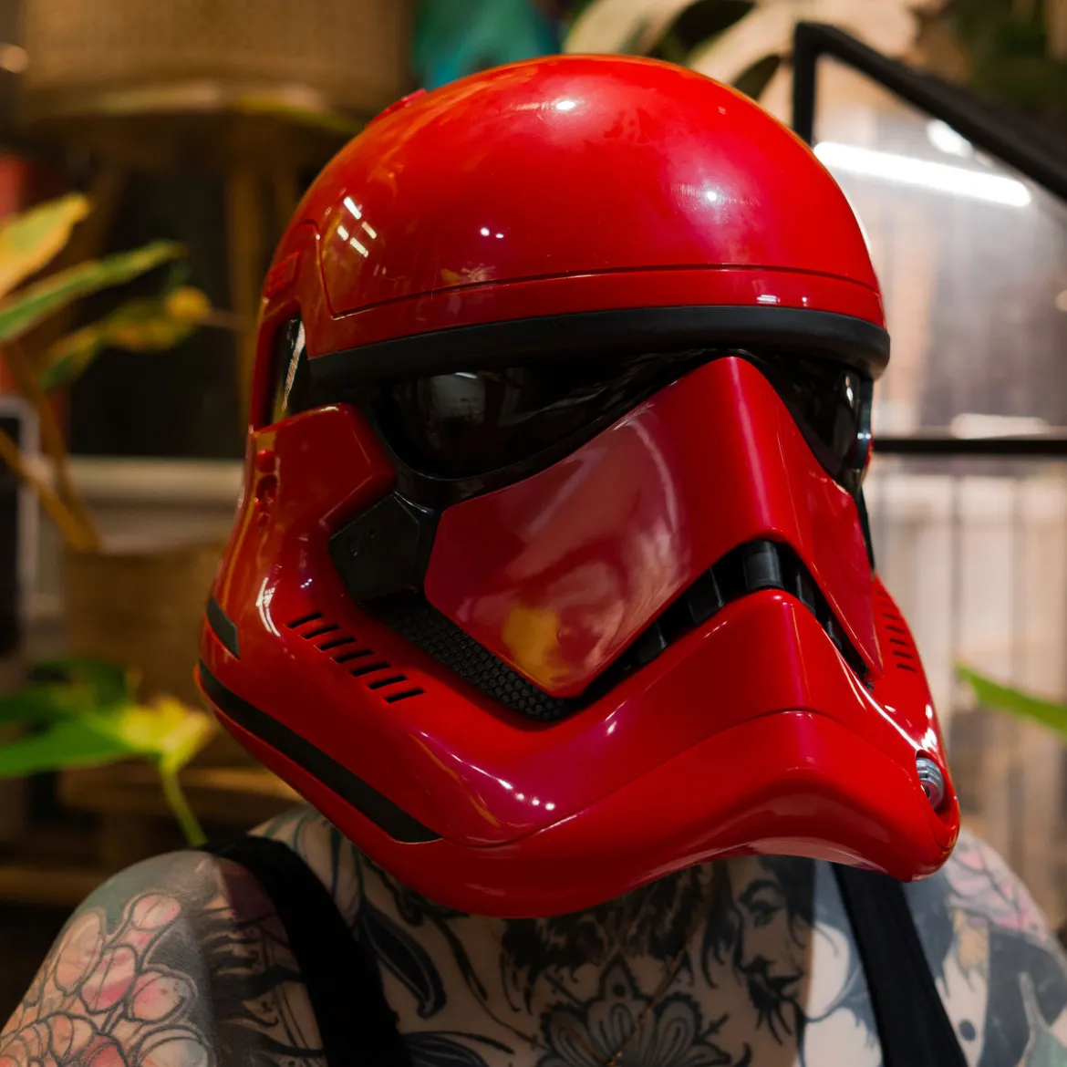 Star Wars - Galaxy‘s Edge Captain Cardinal Black Series Helm Replik