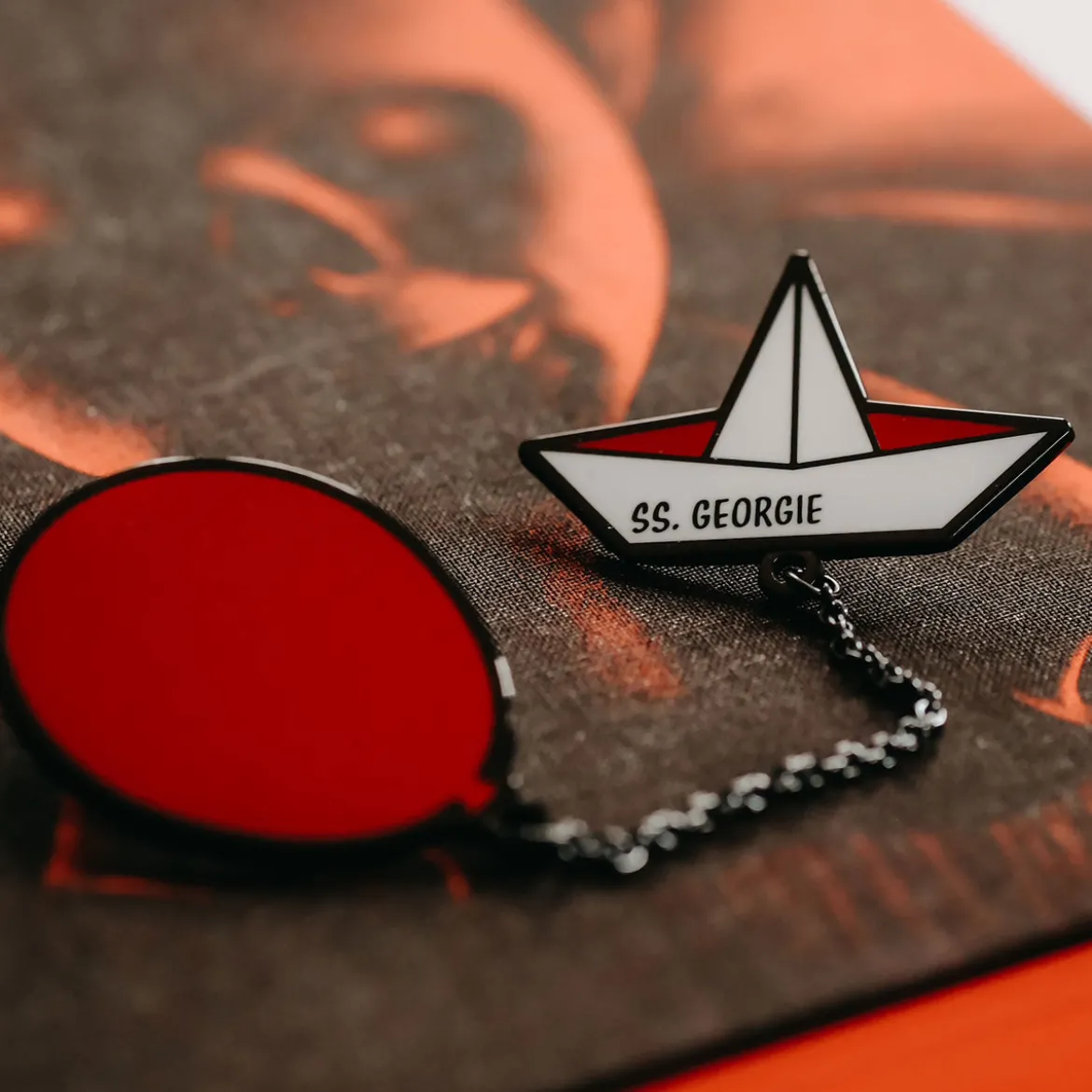 Stephen Kings ES - Ballon und Boot Pin Set